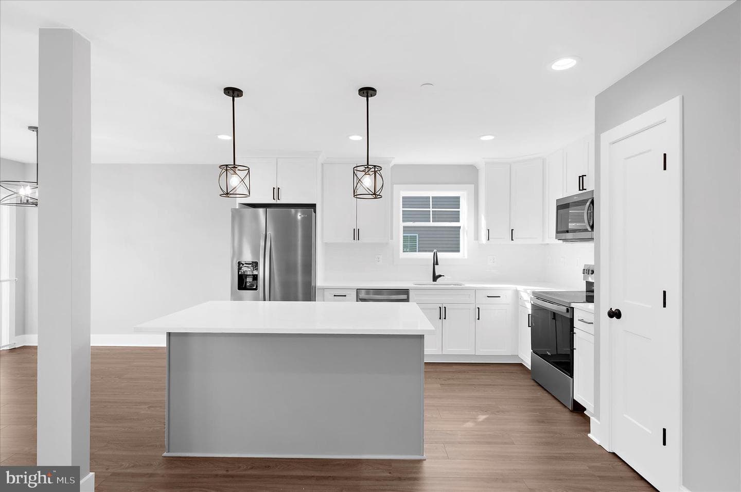 91 Edelton Avenue photo 9