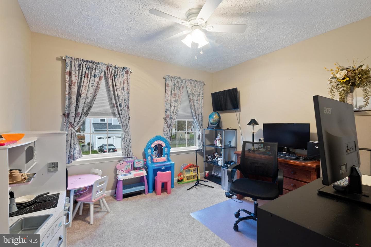 706 Willow Tree Drive photo 30