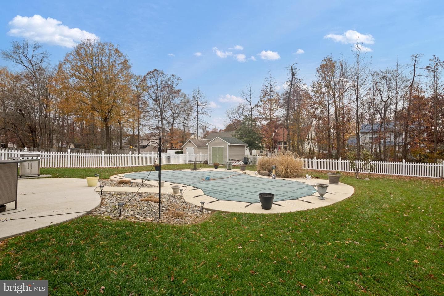 706 Willow Tree Drive photo 6