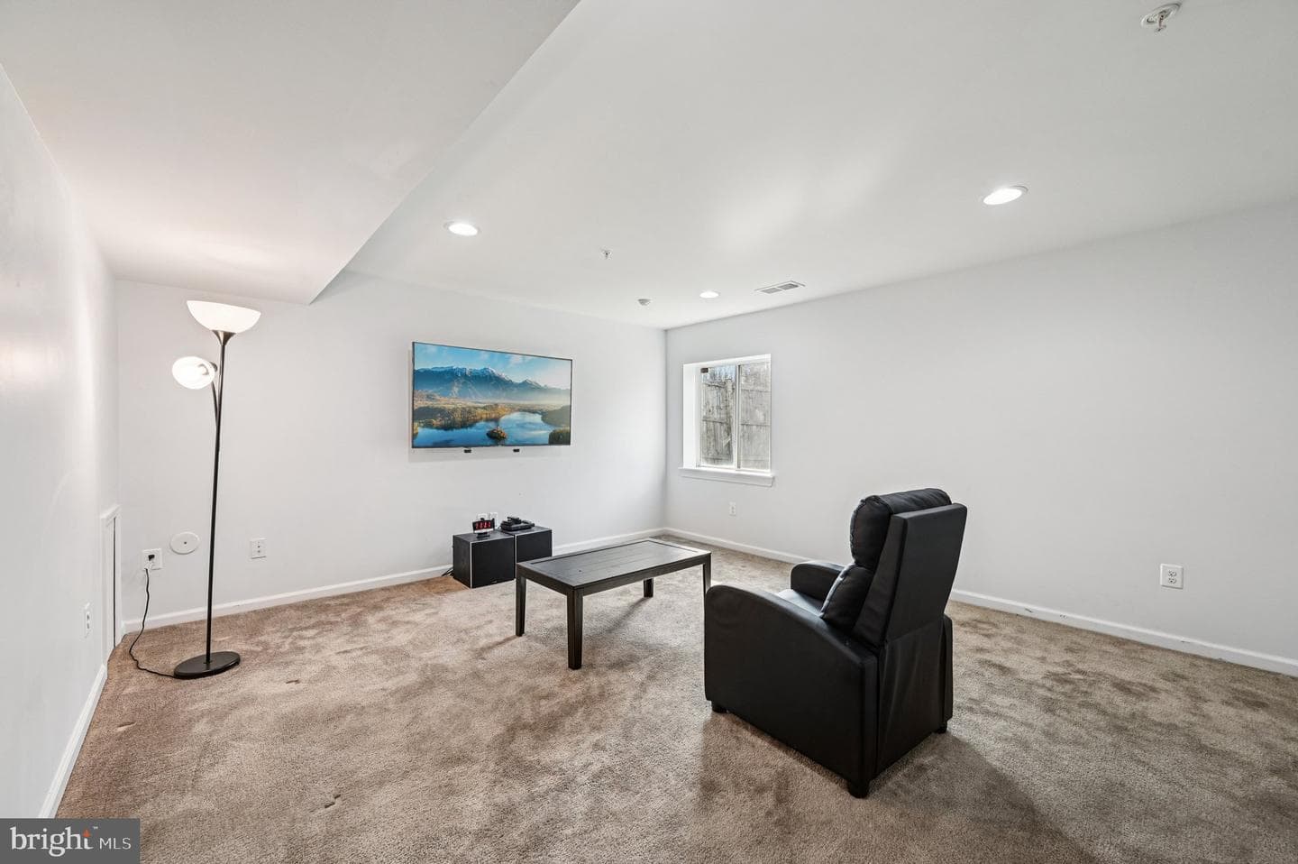 7811 Maple Run Court photo 37