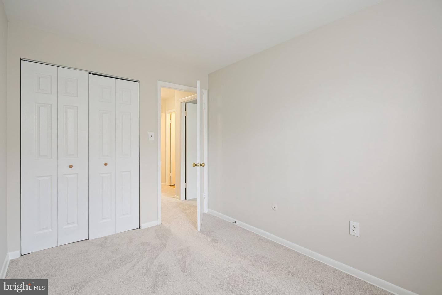 8209 Stewarton Court photo 25