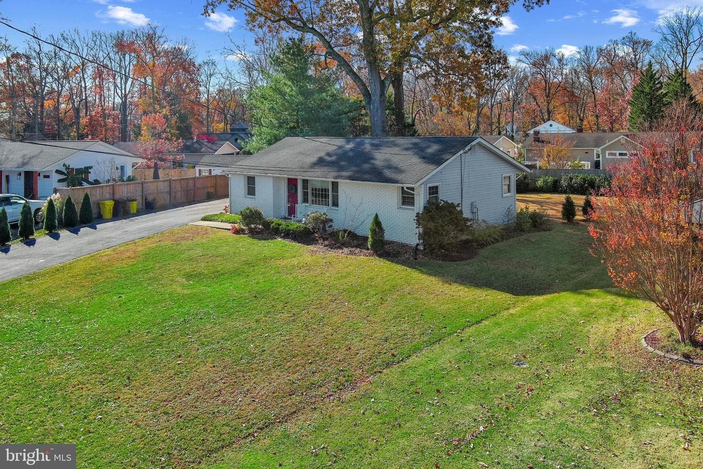 3064 Centre Road photo 2