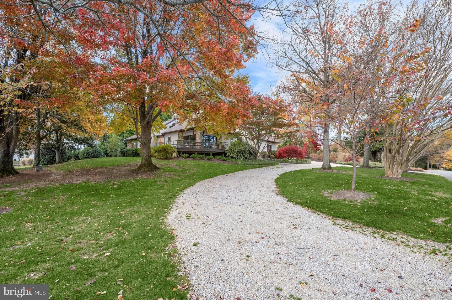 668 Broadwater Way photo 5