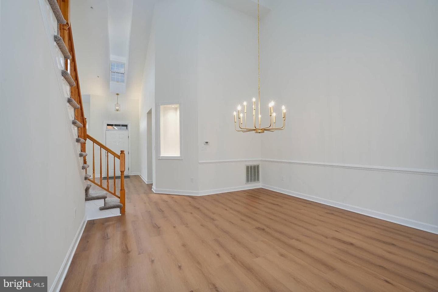 355 Southport Drive photo 12