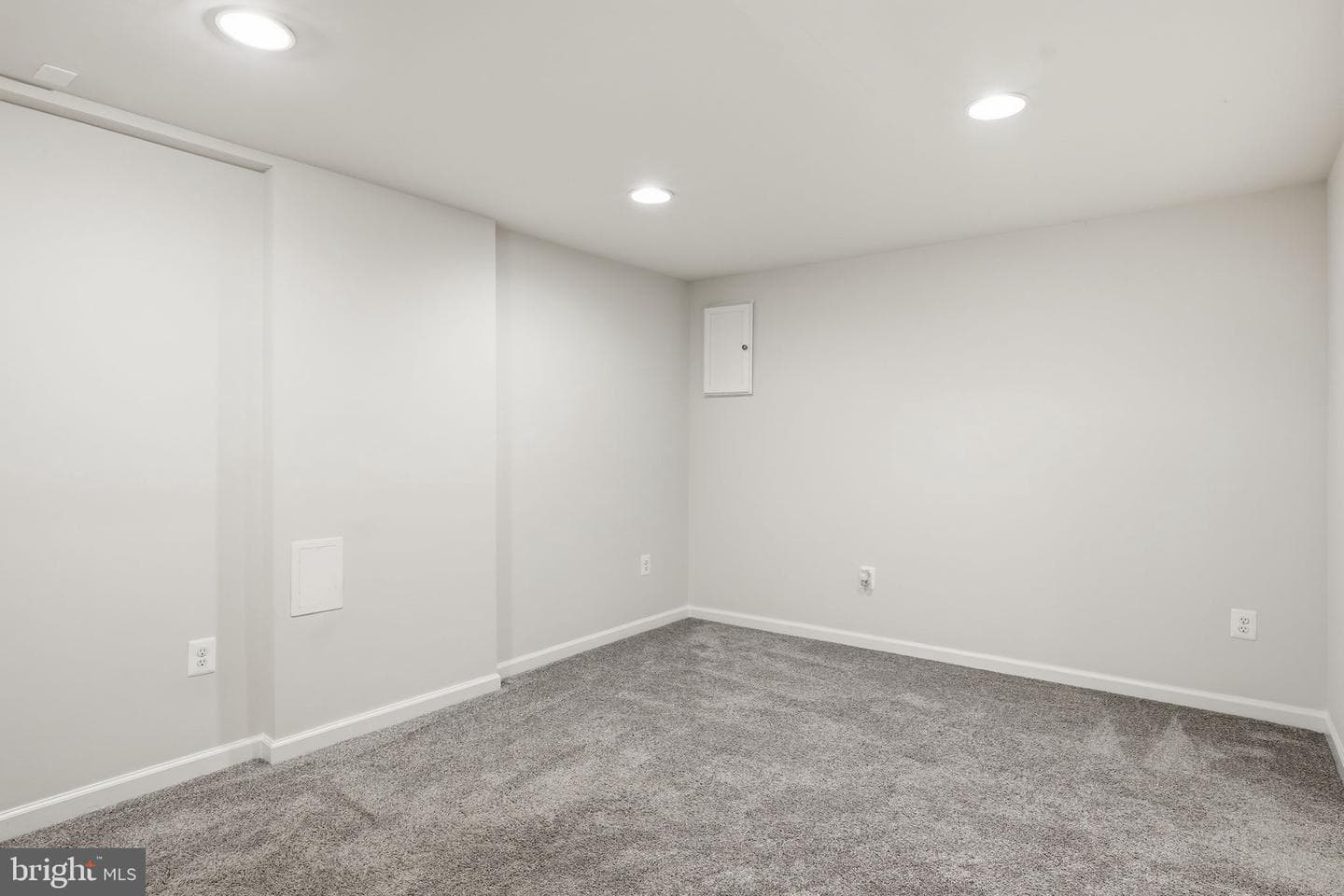 474 Ruffian Court photo 24