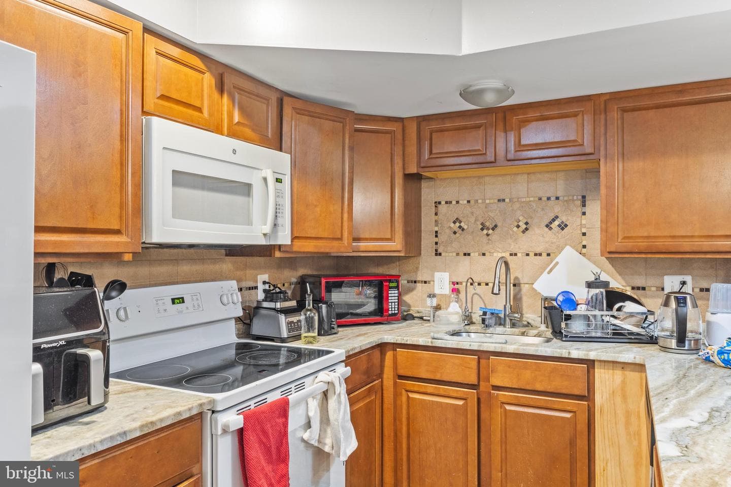 6949 Heritage Crossing photo 35