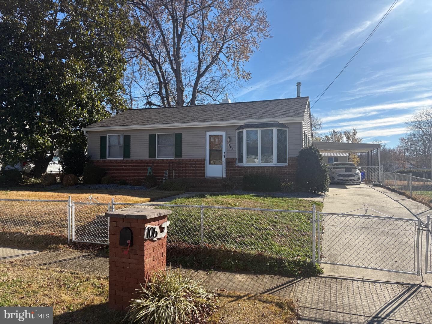 106 Roselawn Road photo 1