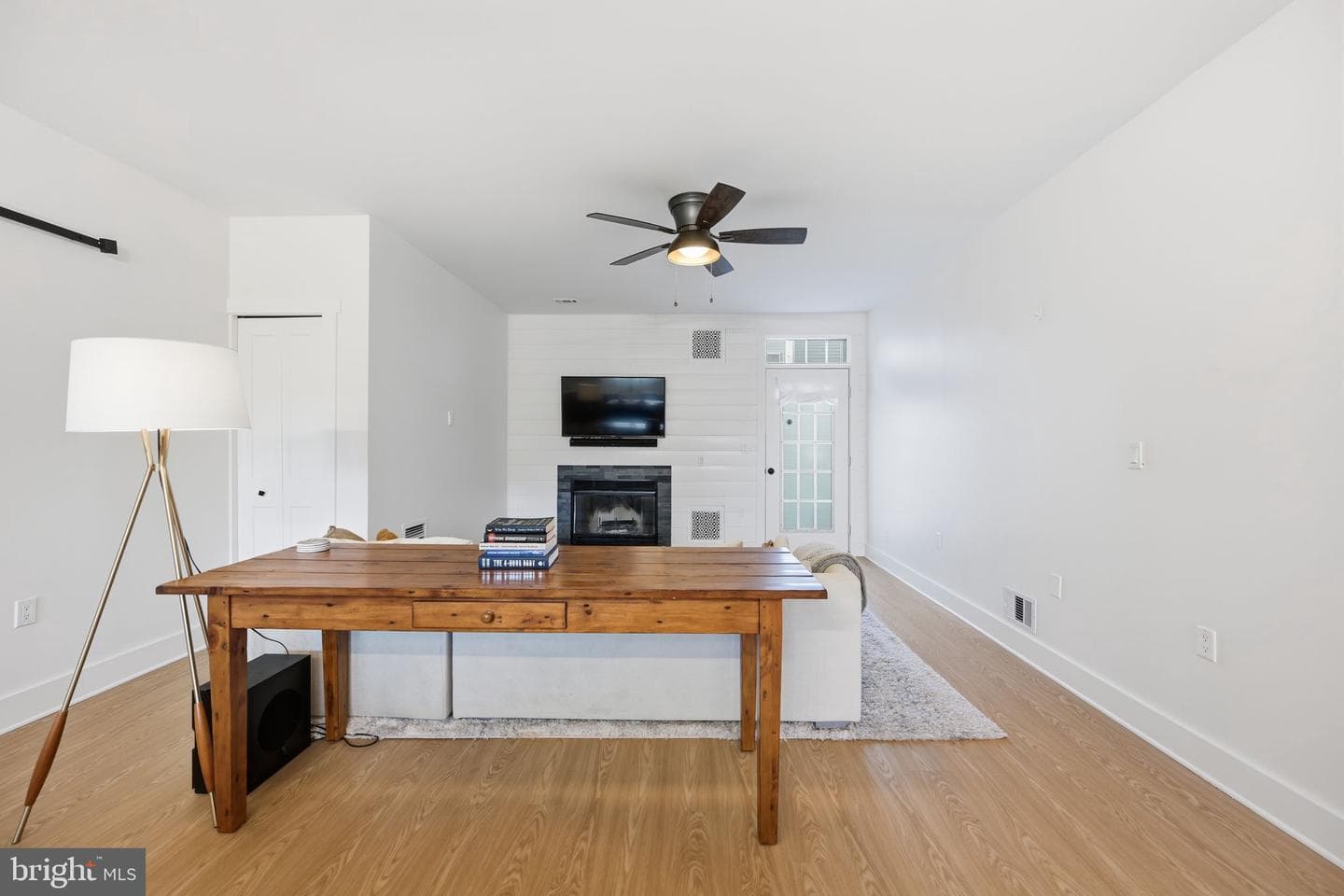 2408 Wentworth Drive photo 11
