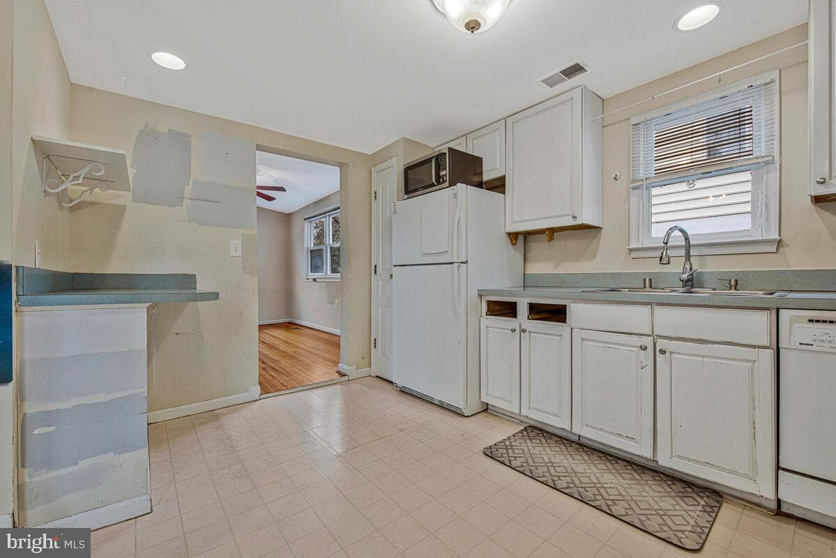 3426 Narragansett Avenue photo 38