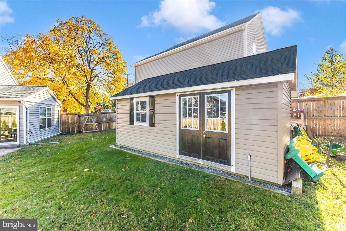 817 Barrett Avenue photo 48