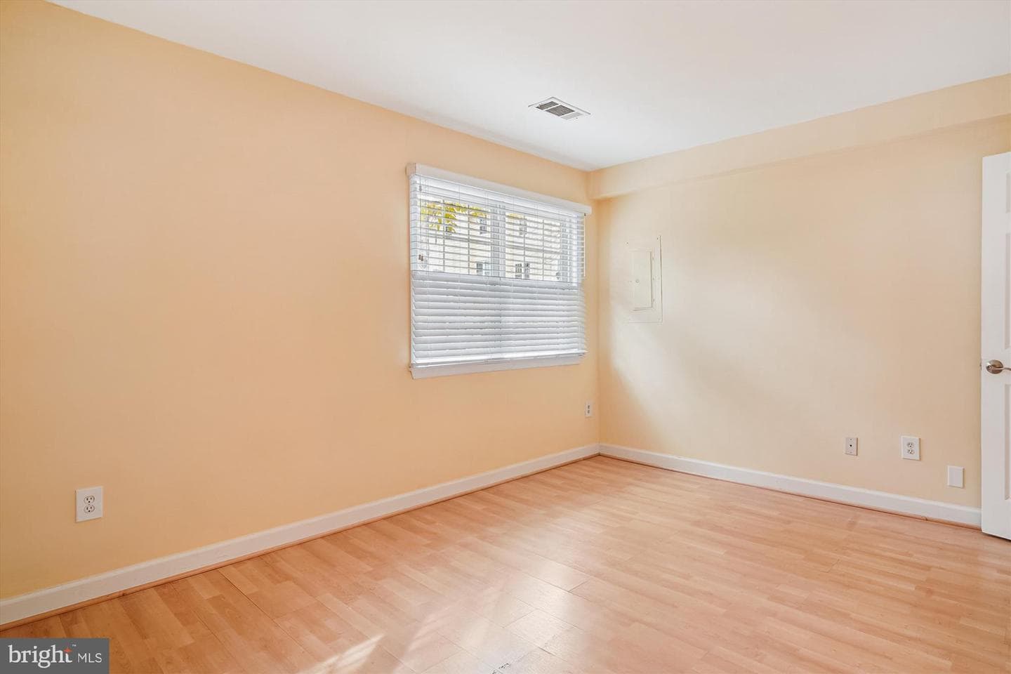 1677 Hart Court photo 23