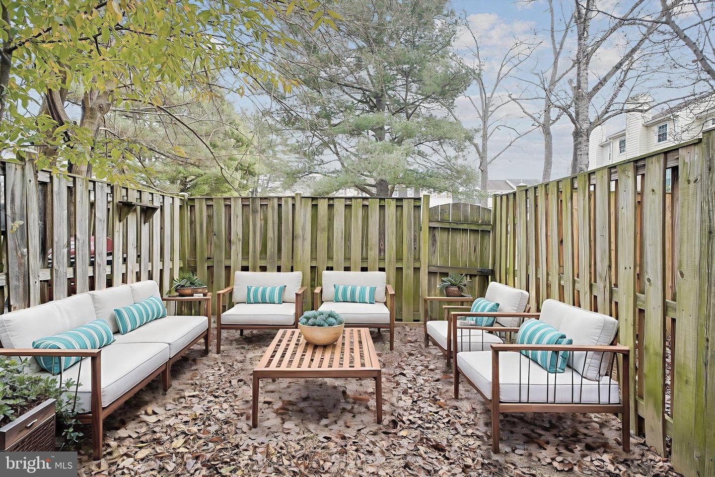1677 Hart Court photo 24