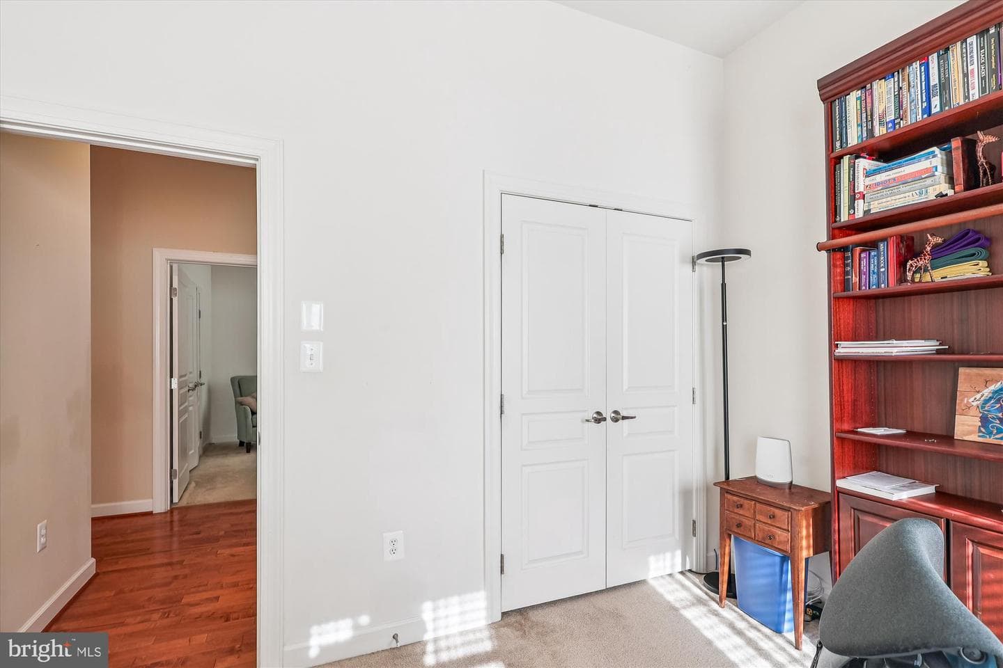 411 Helmsman Way photo 6