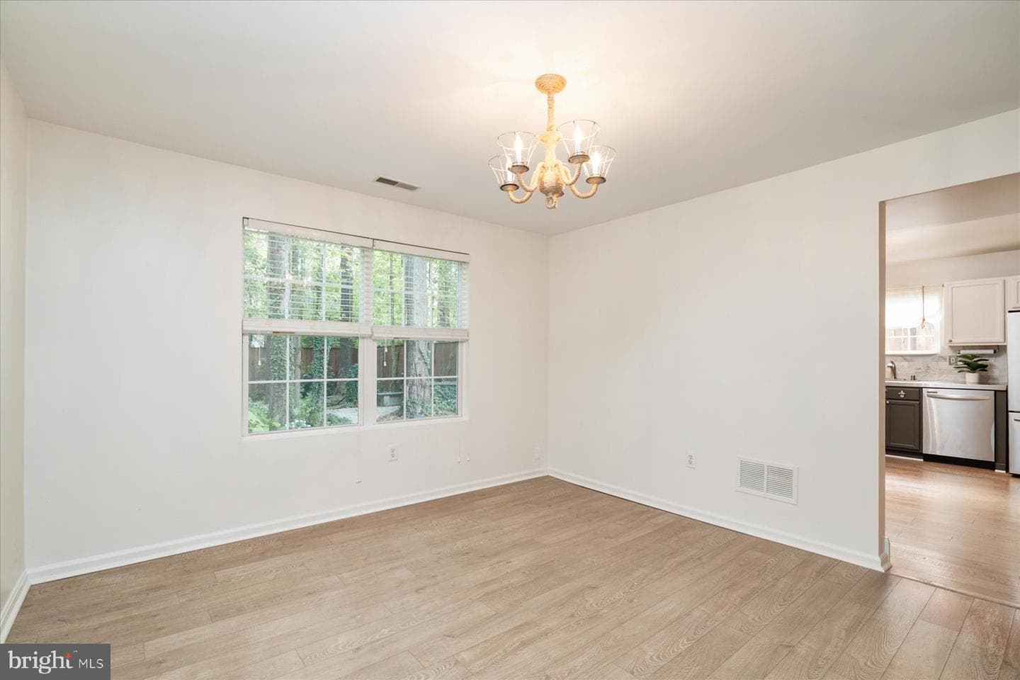 1037 Biltmore Avenue photo 13