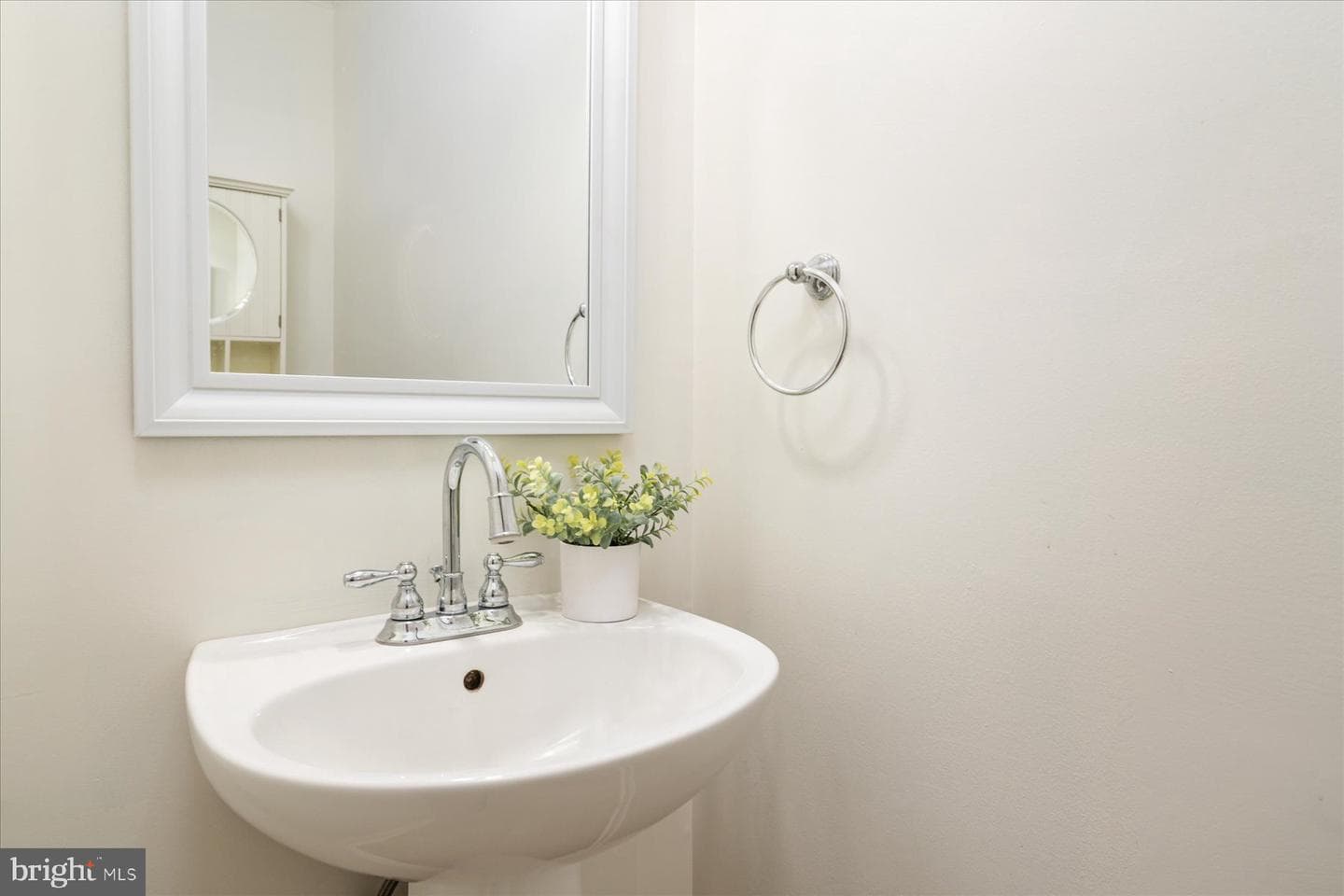 1037 Biltmore Avenue photo 15