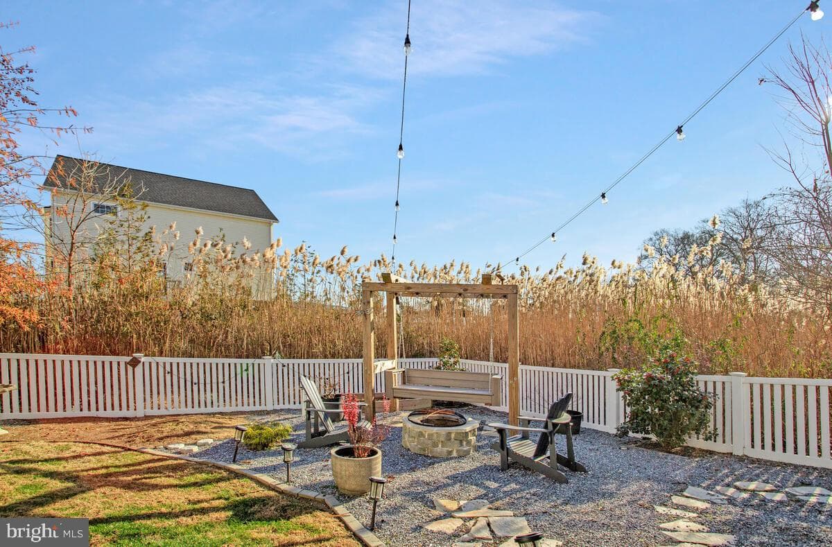 3729 Beach Drive Boulevard photo 19