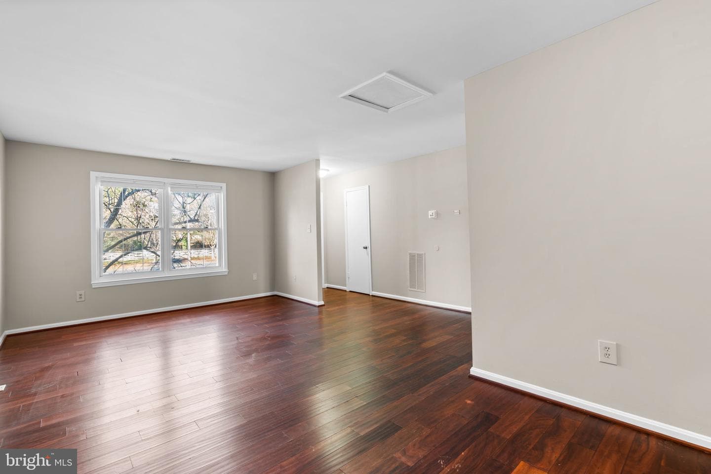 1705 Hart Court photo 11