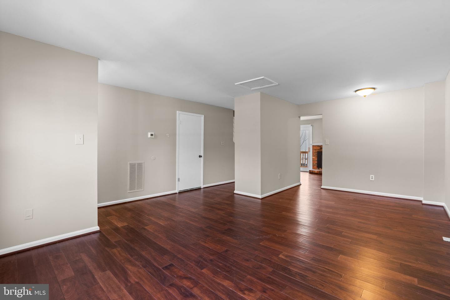 1705 Hart Court photo 6
