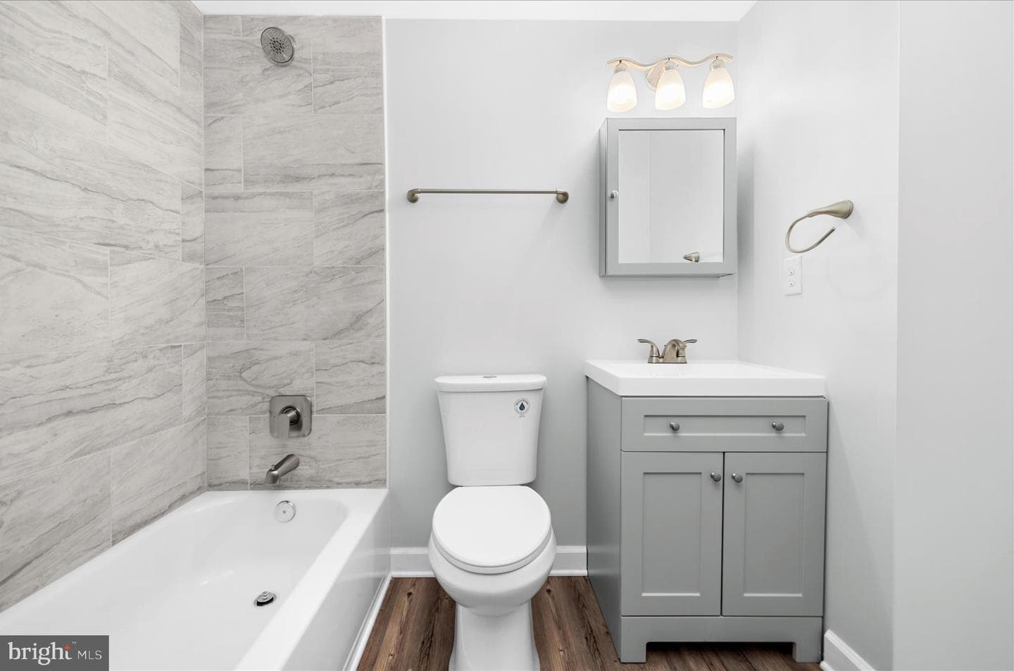 905 220th Street photo 29