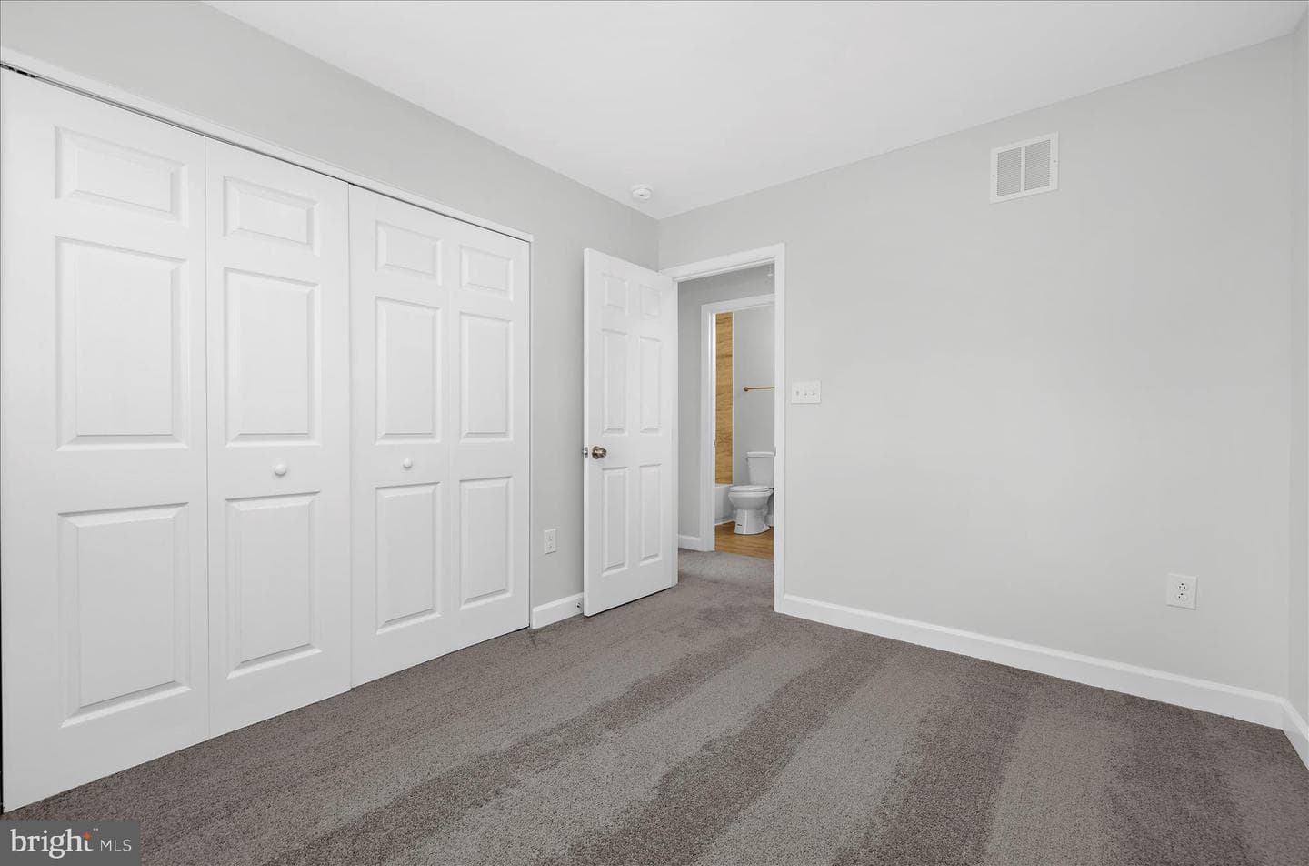 905 220th Street photo 32