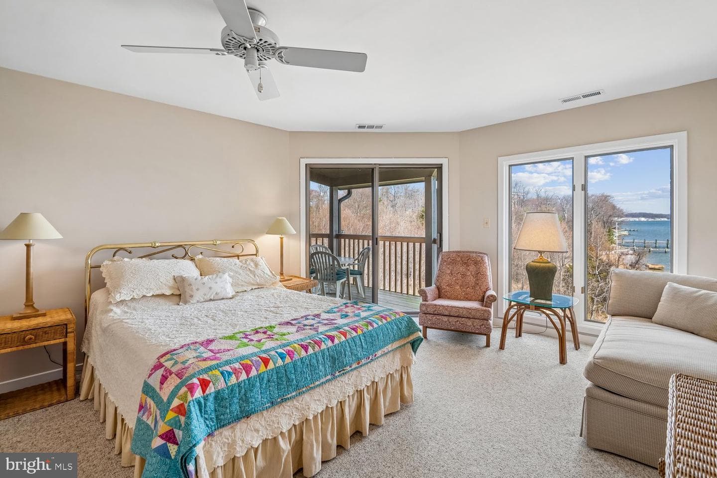 2018 Quay Village Court #201 photo 24