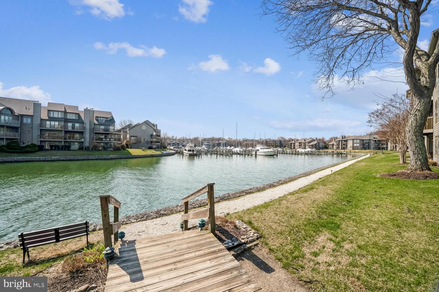 2018 Quay Village Court #201 photo 49