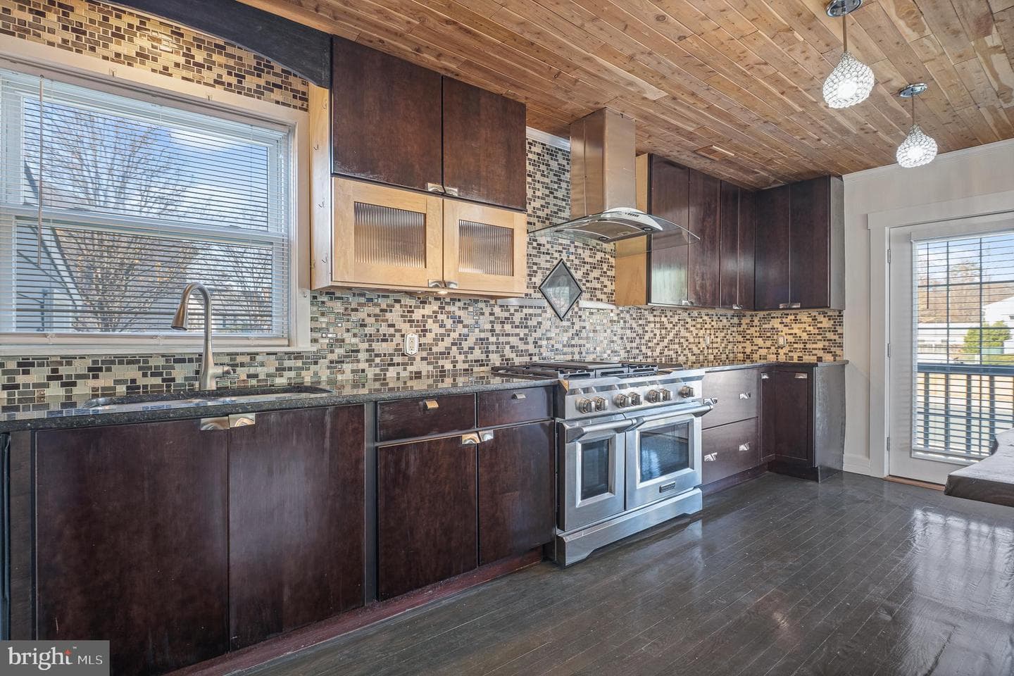 312 Hammonds Ferry photo 19