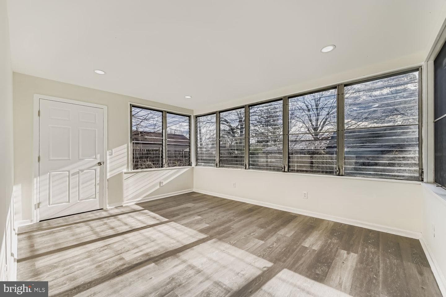705 Cotter Road photo 22