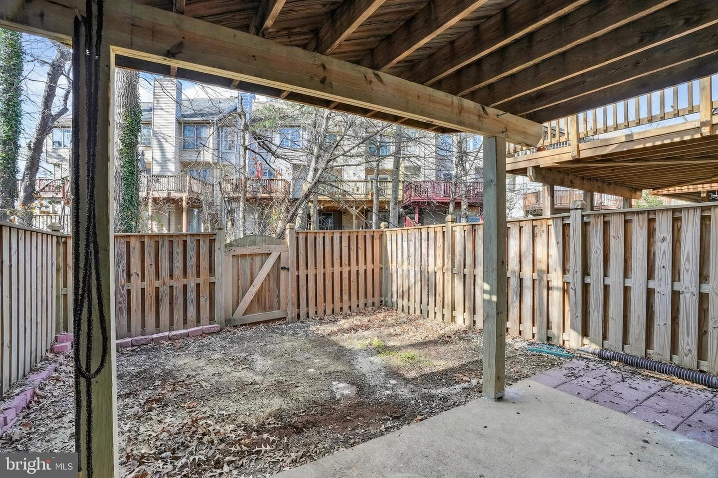 8608 Woodland Manor Drive photo 33