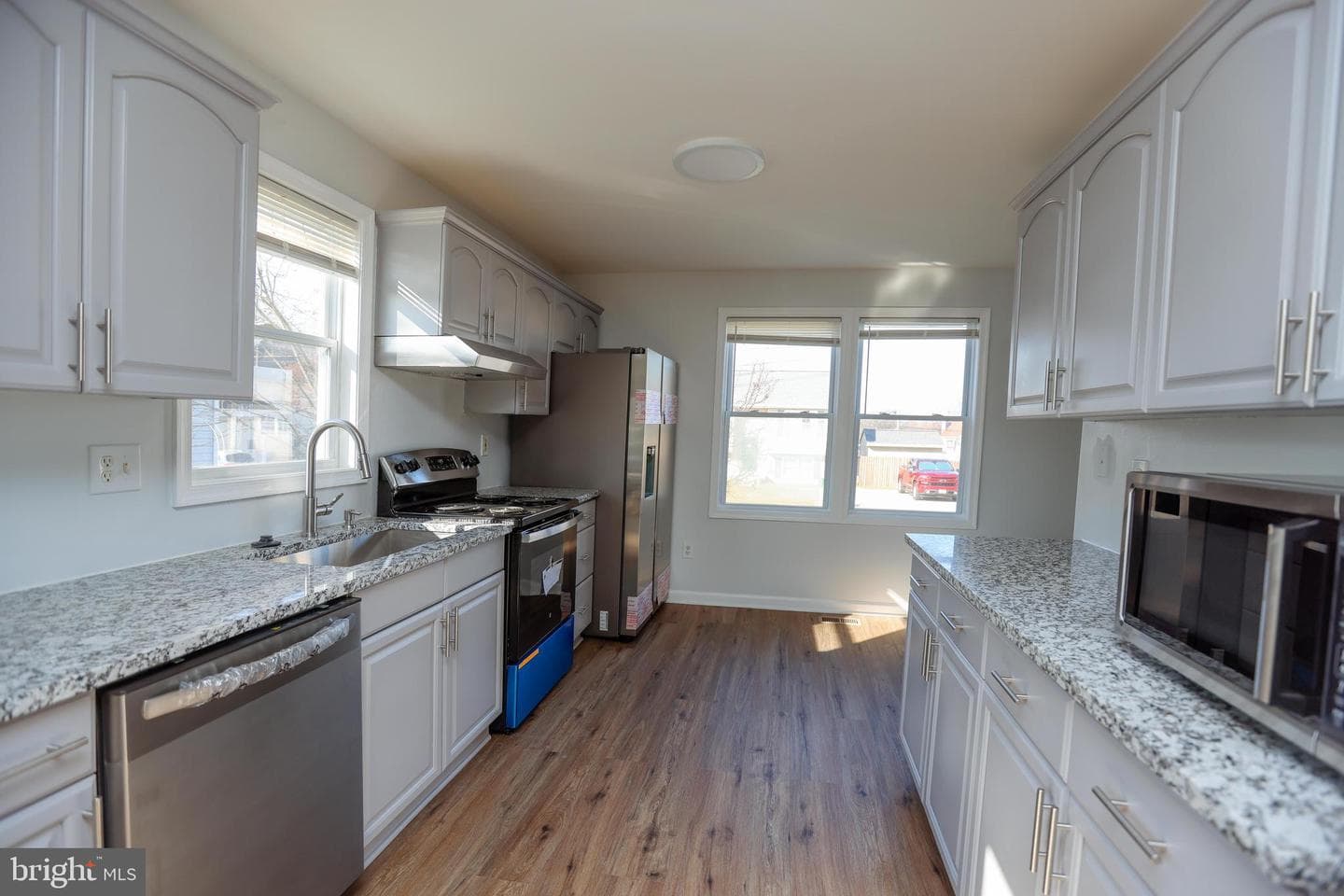 30 Queen Anne Road photo 11