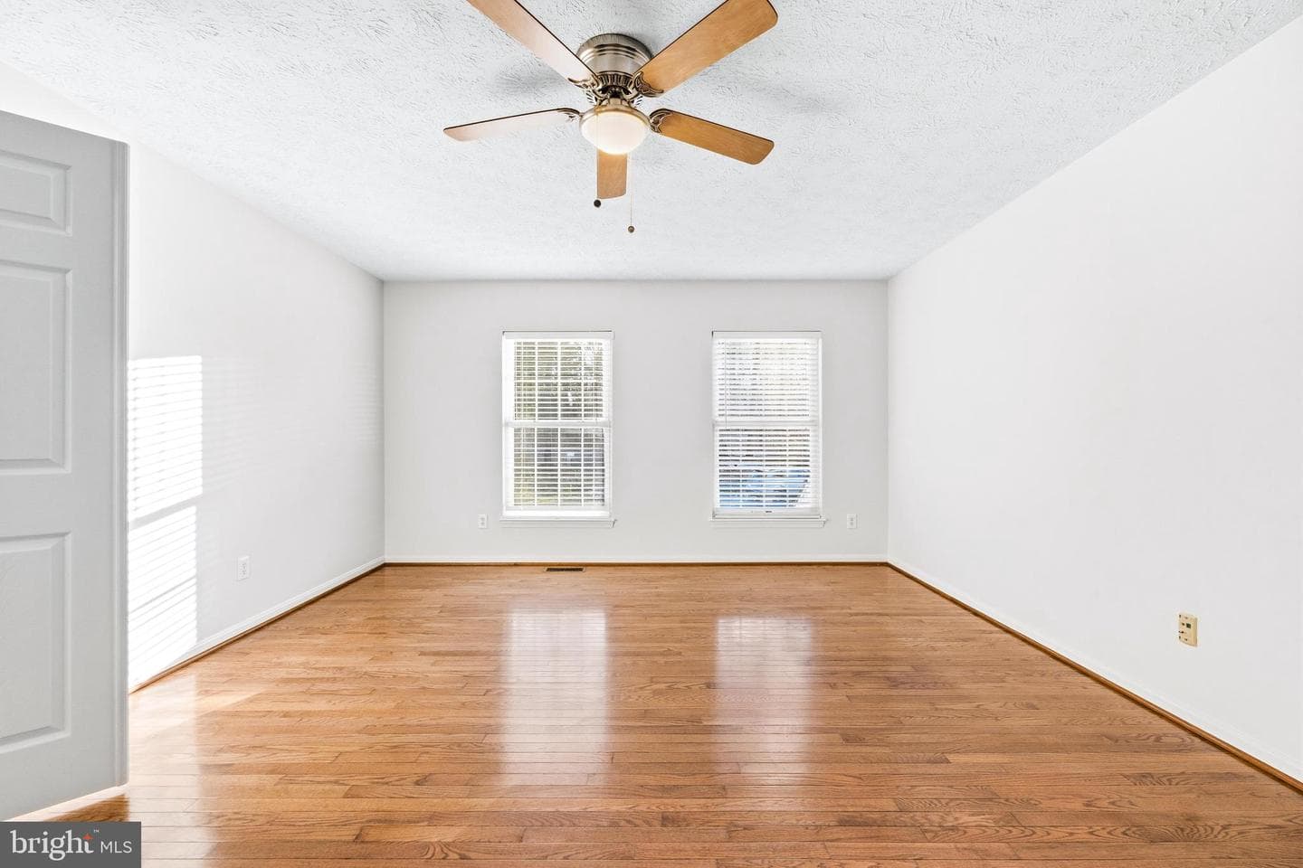 1840 Kimberwicke Place photo 34