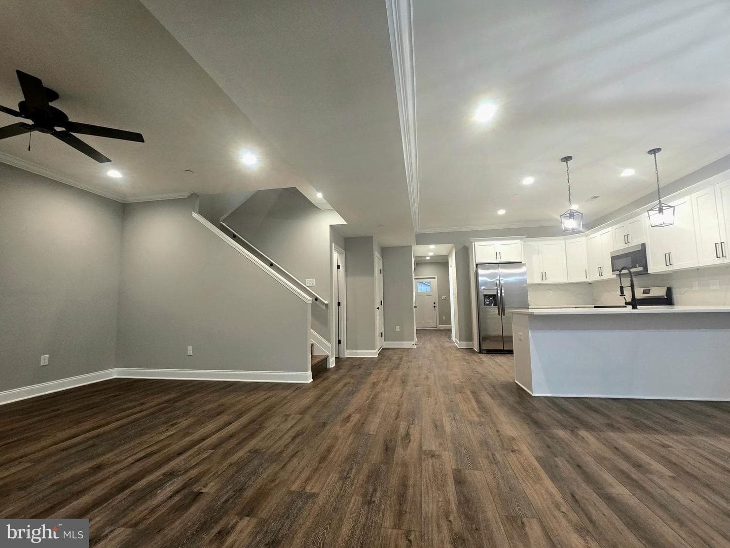 478 Lincoln Drive photo 3