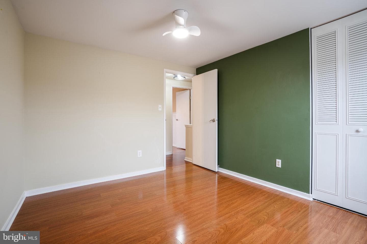 263 Riverdale Road photo 21