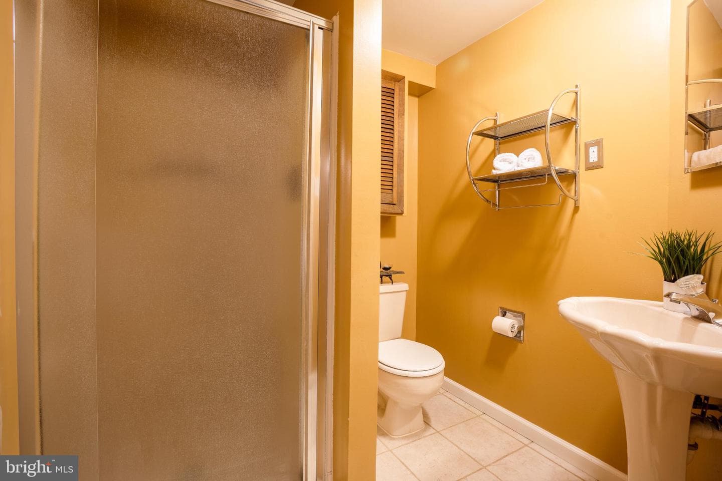 263 Riverdale Road photo 23