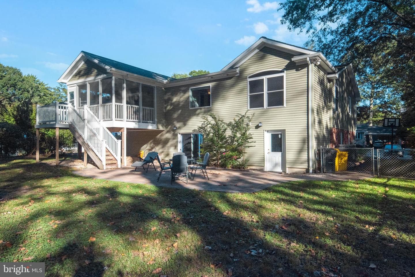 406 Harbor Drive photo 2