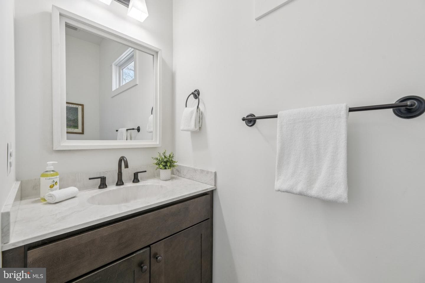 3641 Beach Drive Boulevard photo 18
