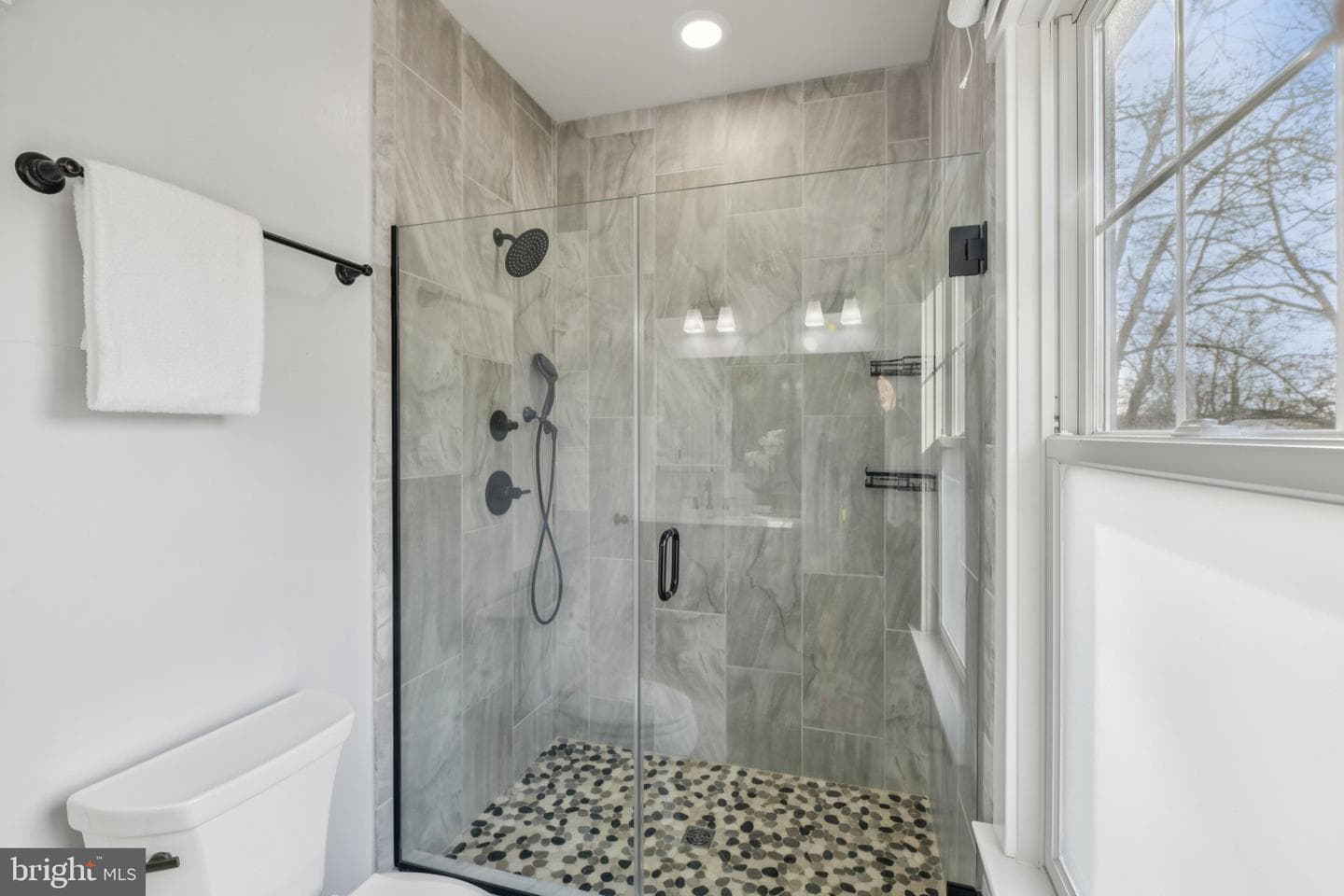 3641 Beach Drive Boulevard photo 22