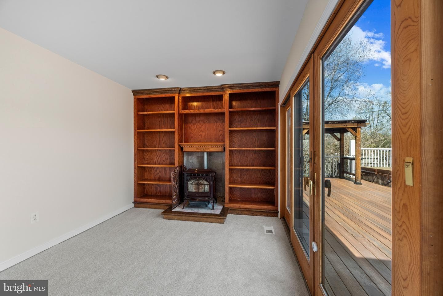 5929 Deale Beach Road photo 17