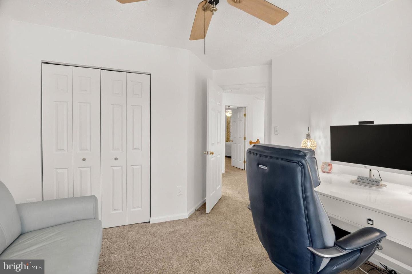 206 Eisenhower Court photo 21