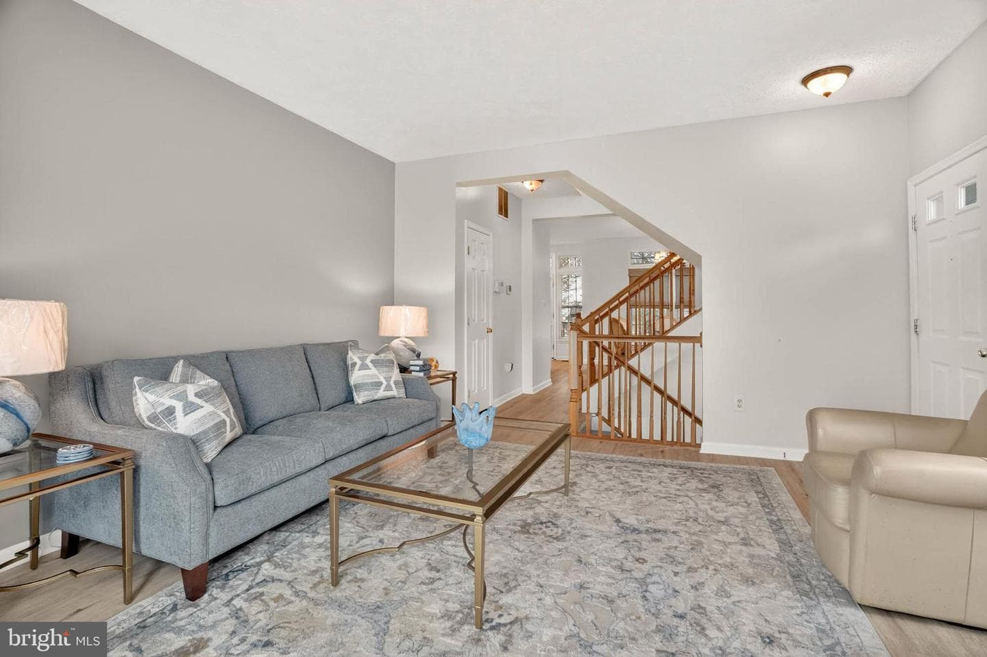 206 Eisenhower Court photo 4