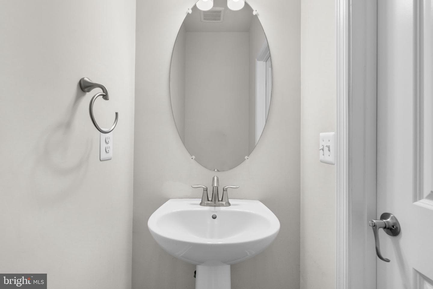 1529 Witchhazel Circle photo 15