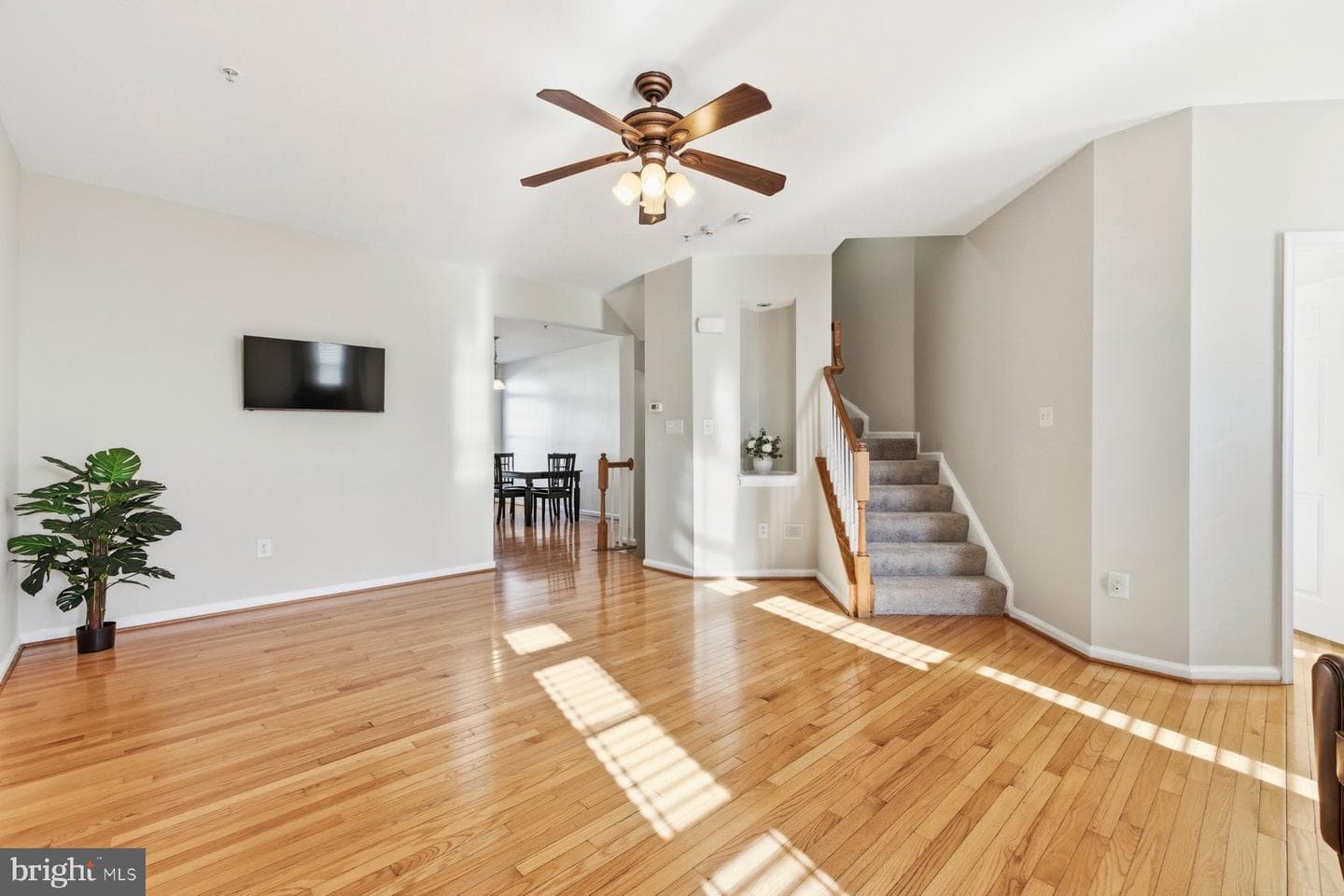 1017 Ironwood Lane photo 9