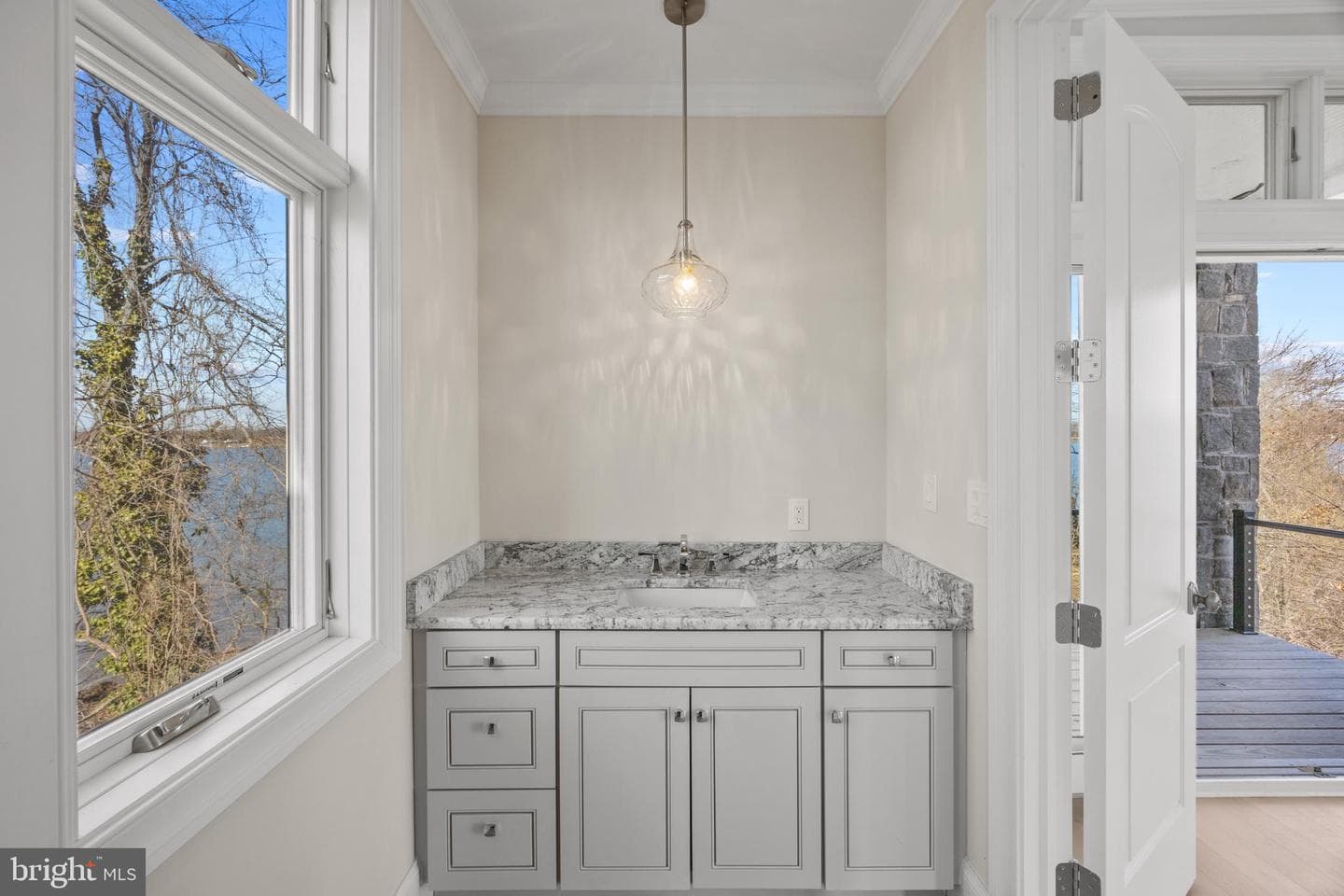 509 Edgewater Road photo 35