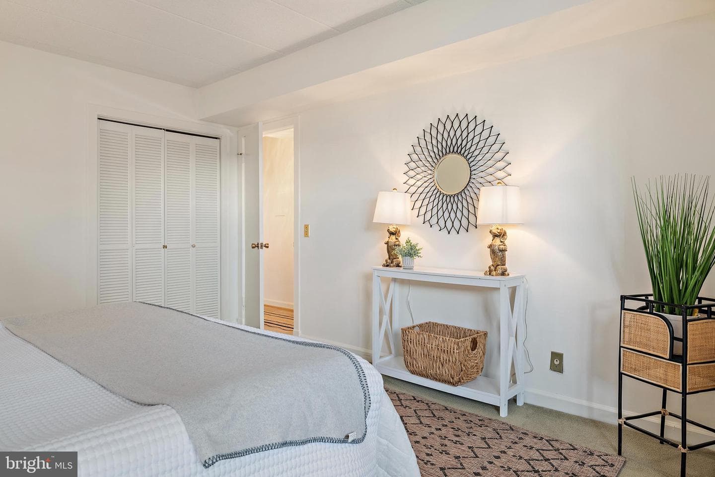 100 Severn Avenue #206 photo 31
