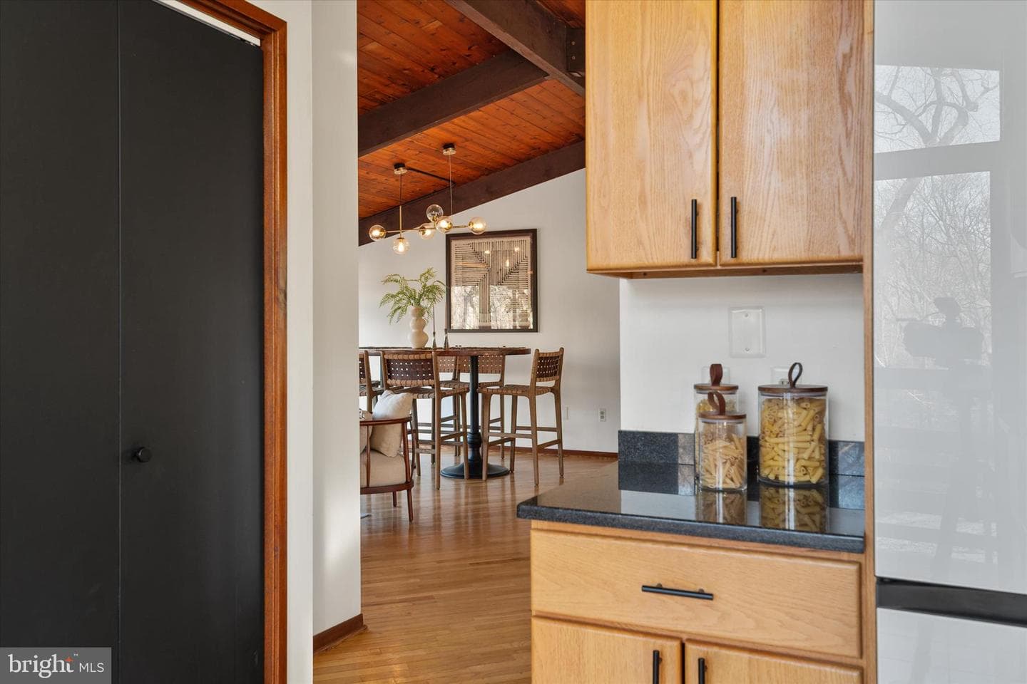900 Coachway photo 14