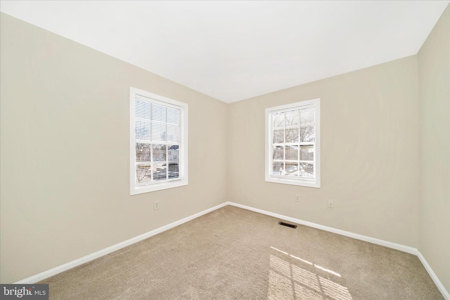 1483 Chatham Court #64xa photo 31