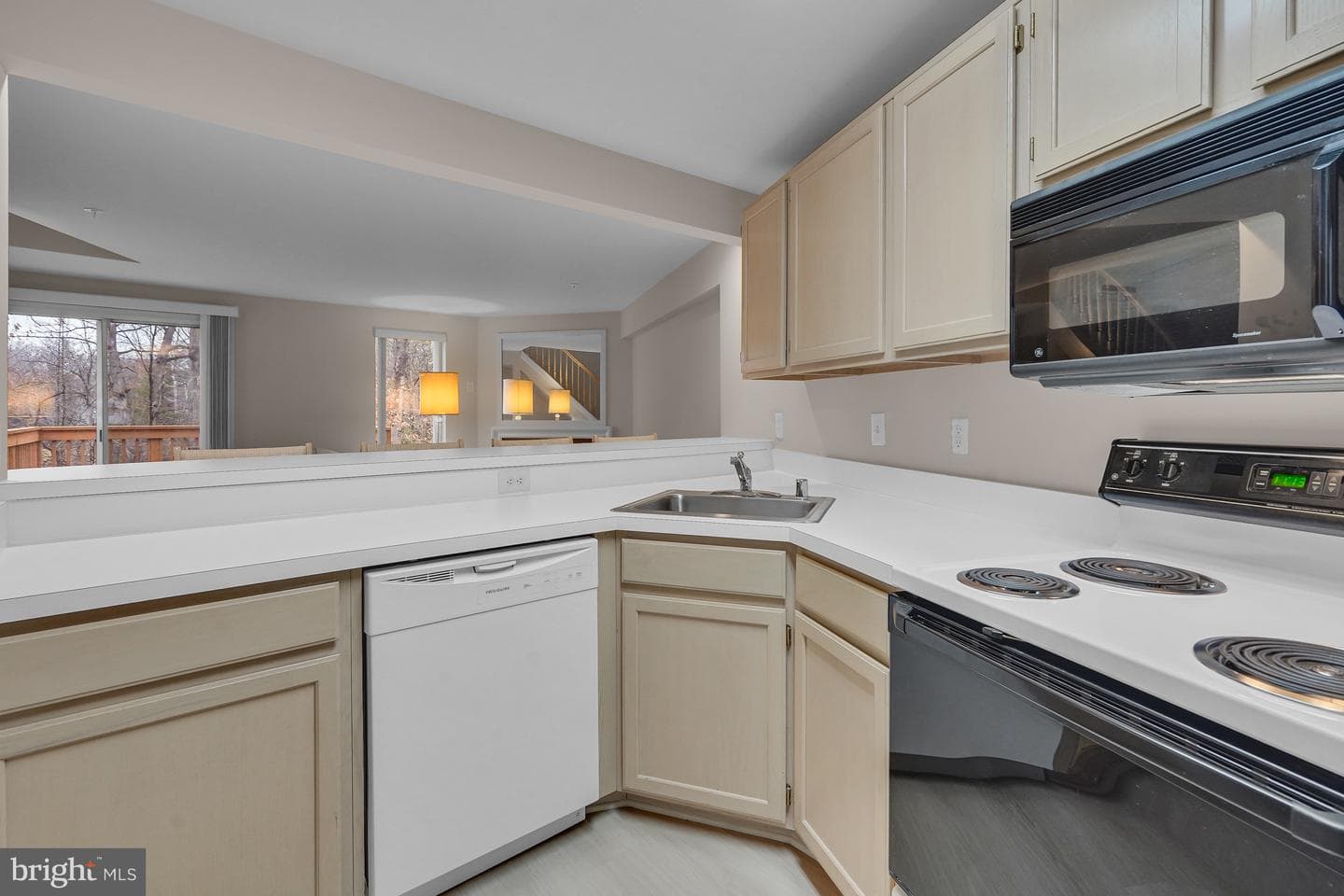 3404 Londonleaf Lane photo 5