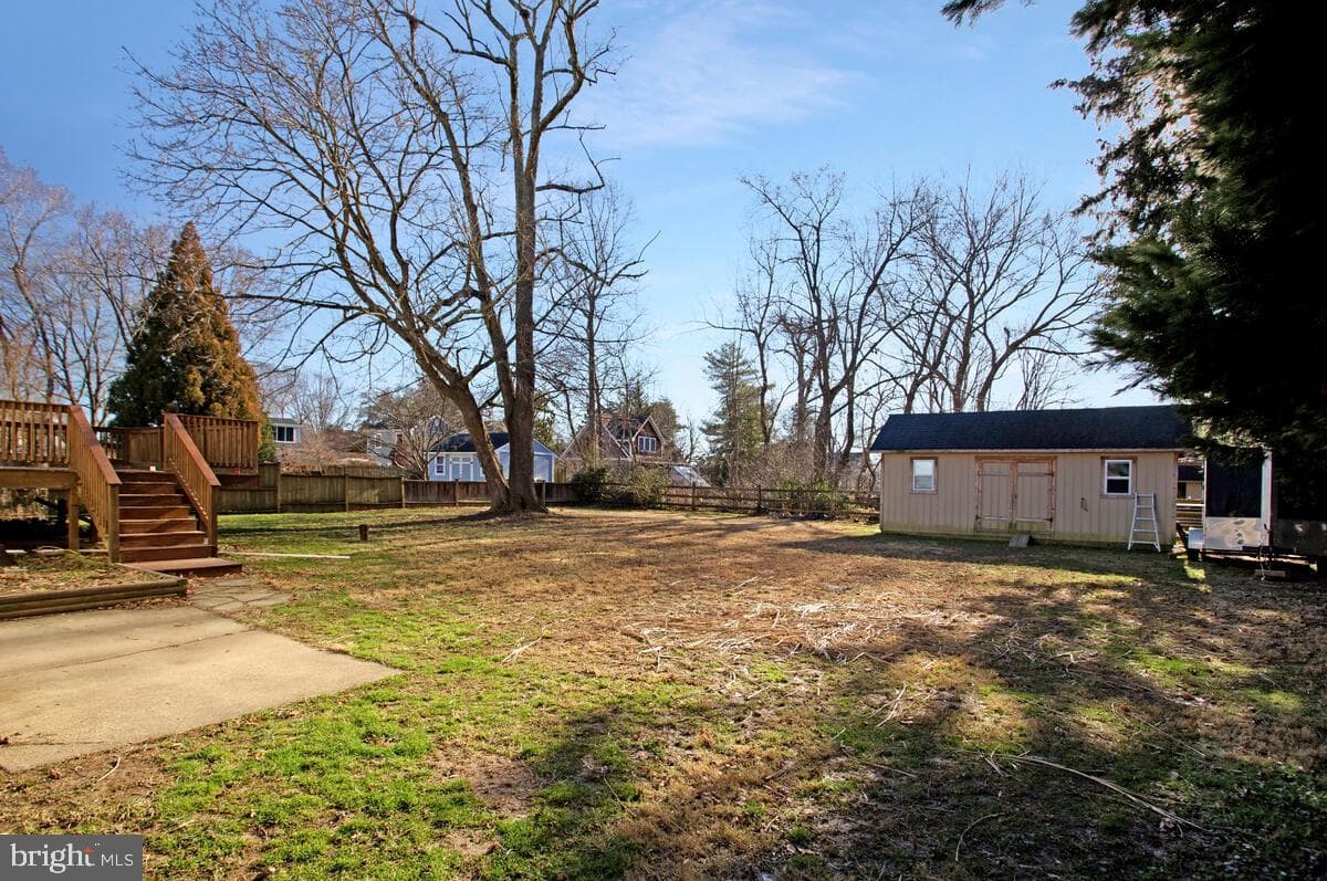 735 Whitehall Beach Road photo 29