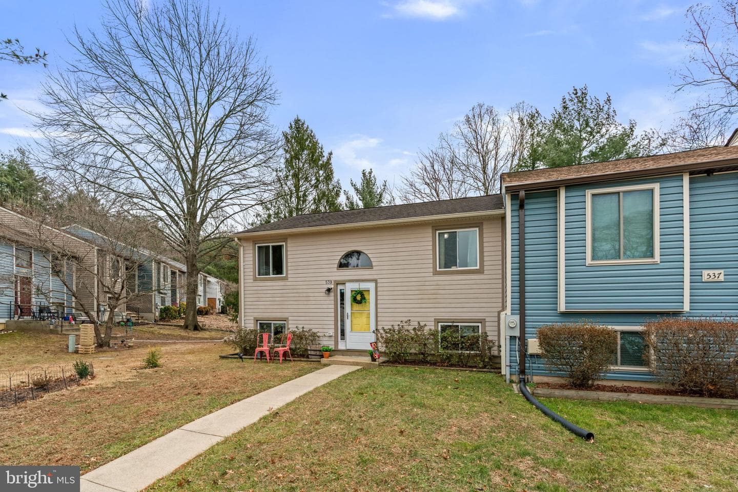 539 Greenblades Court photo 3