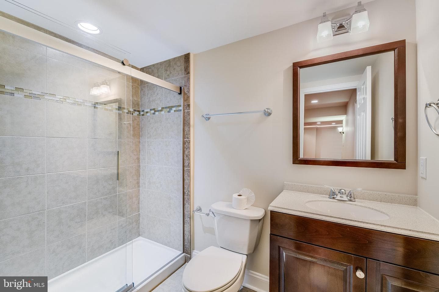 7588 Beach Drive photo 38